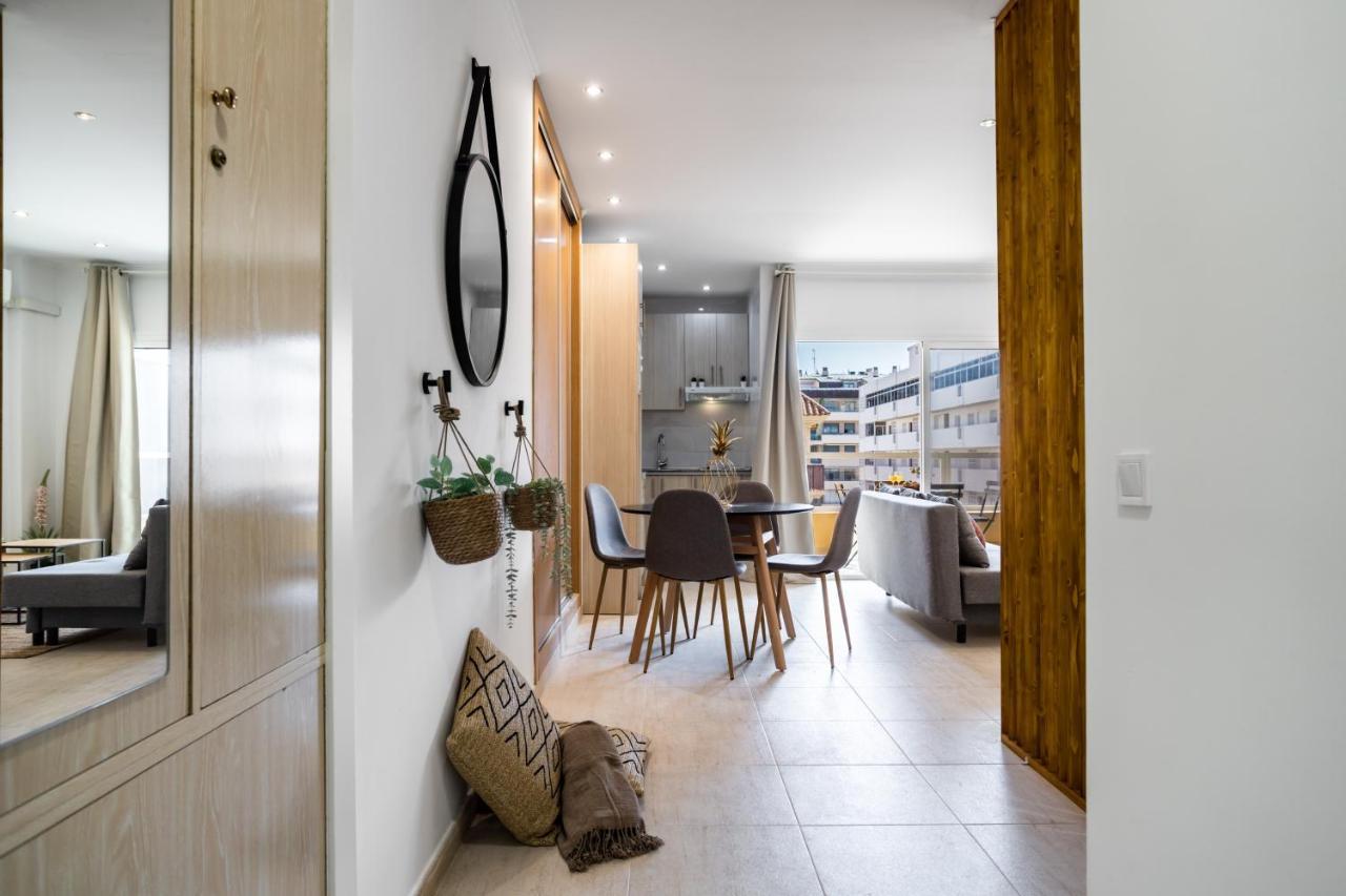 Sur Suites Pyr Vista Mar 푸엔히롤라 외부 사진