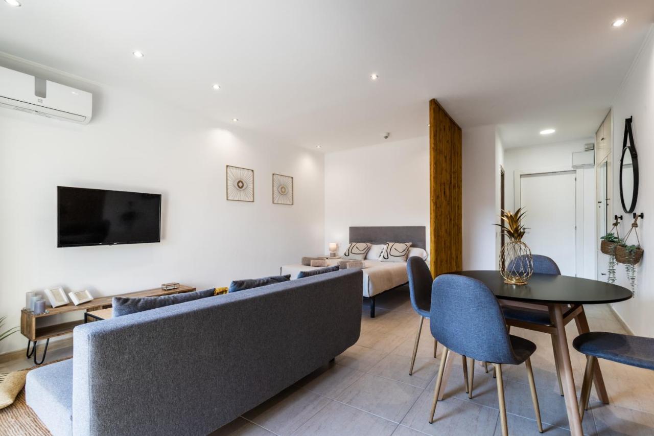 Sur Suites Pyr Vista Mar 푸엔히롤라 외부 사진